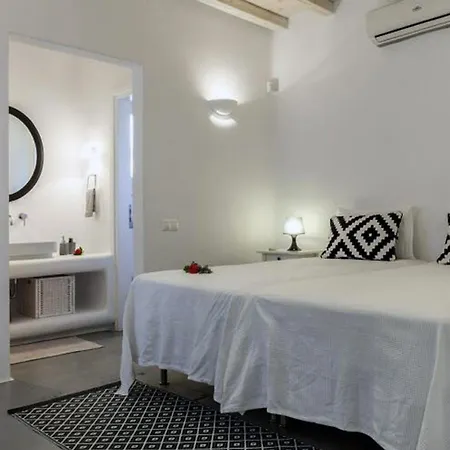 Villa Extravagant Mykonos - Kaloway - 4 Bedrooms - Stunning Sea Views - Kalo Livadi *